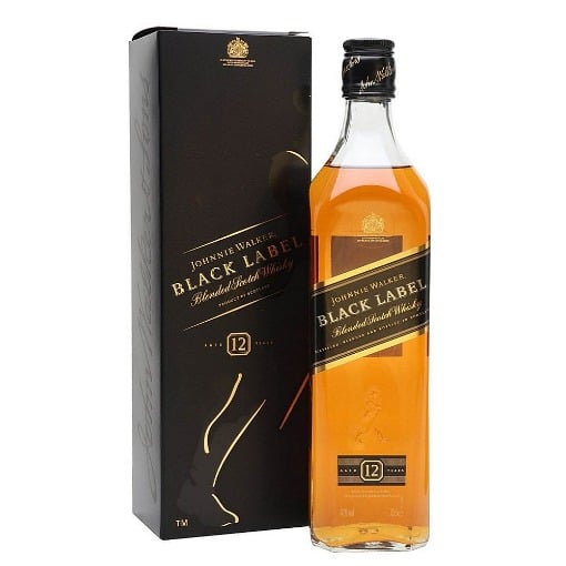 JOHNNIE WALKER BLACK LABEL ΟΥΙΣΚΙ 700ML