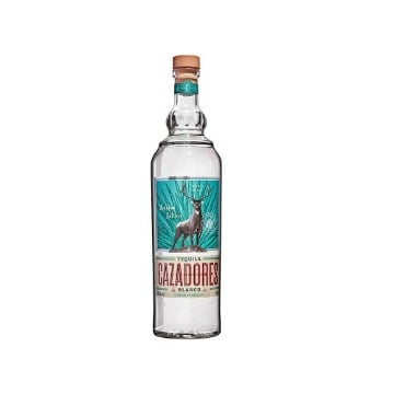 ΤΕΚΙΛΑ CAZADORES BLANCO 700ml