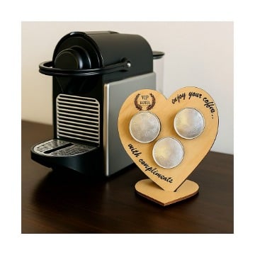 PodBase Heart | Ξύλινη Βάση για Κάψουλες Καφέ σε σχήμα καρδιάς + 3 Κάψουλες τύπου Nespresso® Lor ή Illy